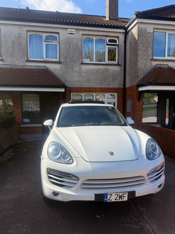 Porsche Cayenne 3.0 V6 Diesel Tiptronic S, první registrace 01/2013